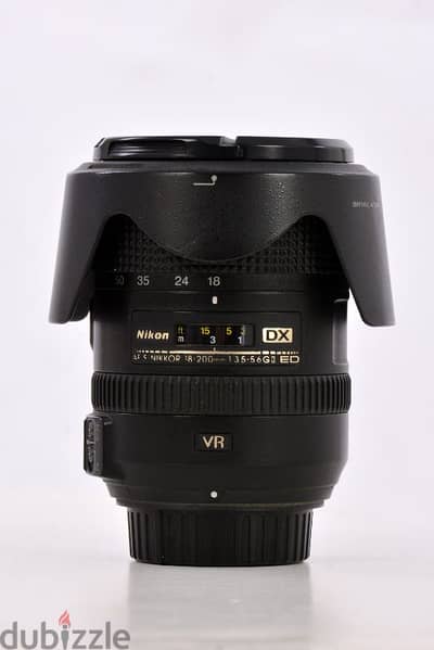 Nikon lens 18-200 DX