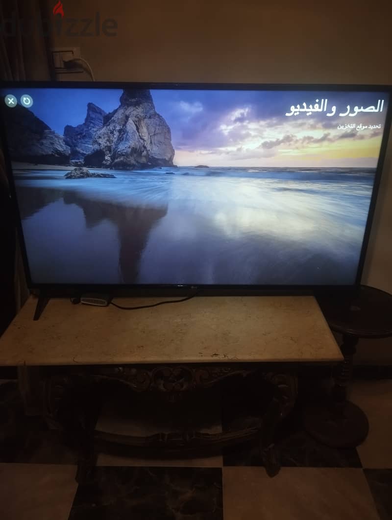 شاشة 49 بوصة lg سمارت 4k بكرتونتها حالة فوق الممتازة رقمى 01117818699 5