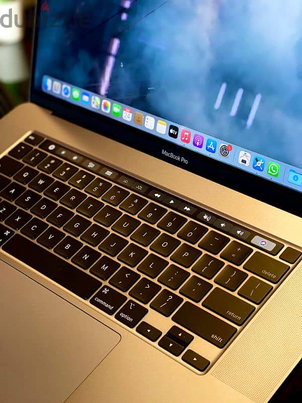 macbook pro i9 6