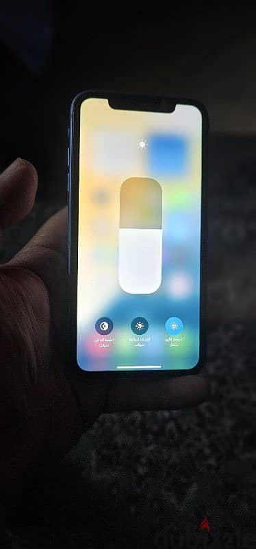 Iphone xr /128 giga نموذج m 7