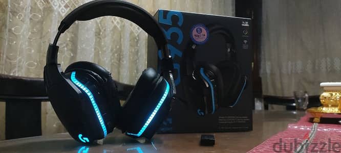 Logitech G935 Wireless 7.1 Surround Sound LIGHTSYNC Gaming Headset