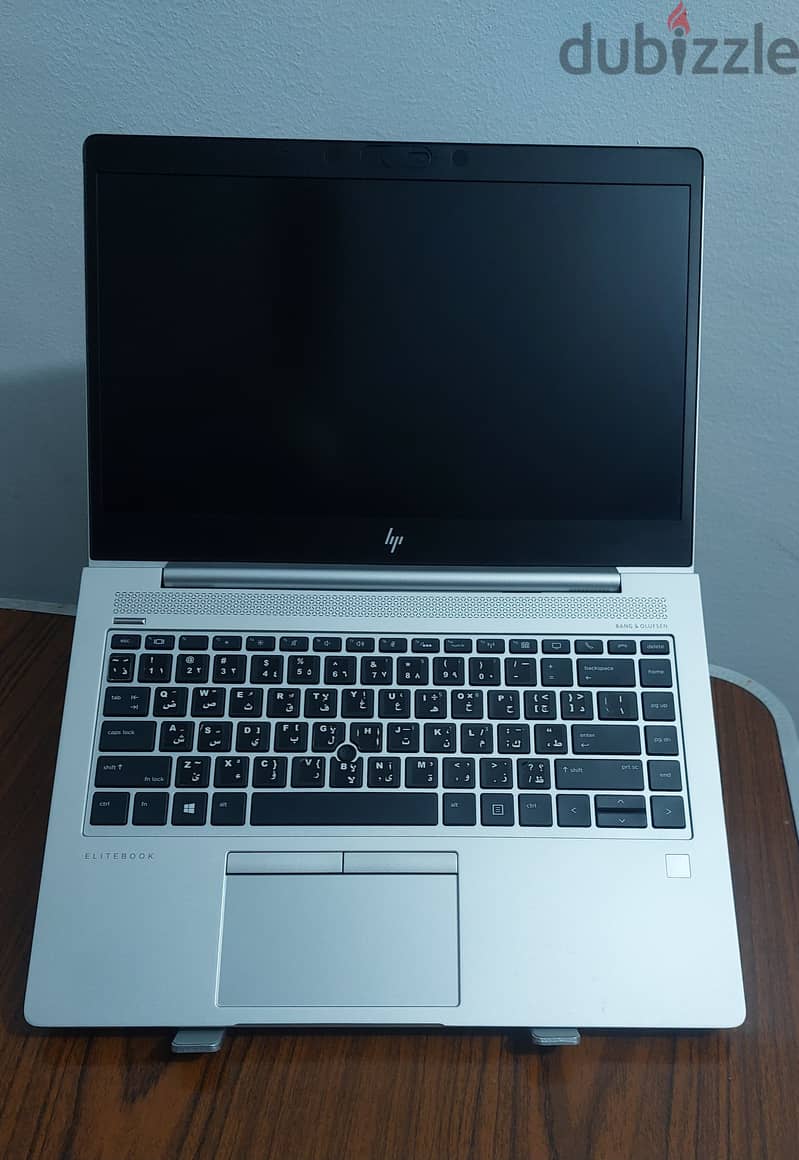 hp elitebook رايزن ٧ 1