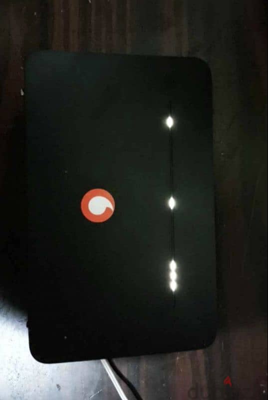 Vodafone Wireless Plus Router with package and line روتر بالباقه بالخط 0