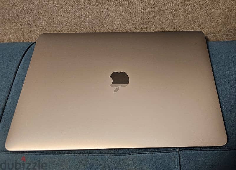 MAC Book Pro m2 2022 8/512 GB 3