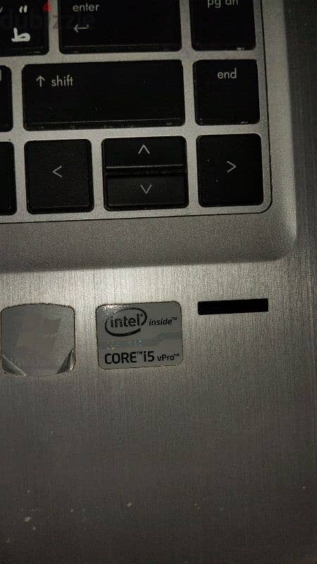 HP elite book core i5 8 Ram Hard 1 Tera 5