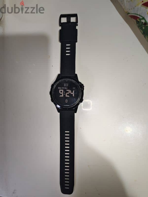 Garmin 5 Sapphire with 9 straps 0