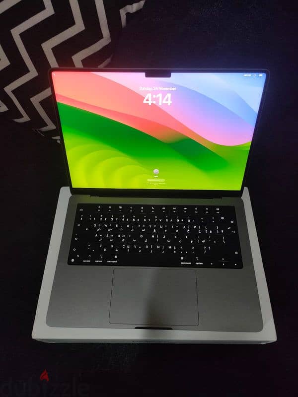 MacBook Pro M1 pro 14 inch Like New 4