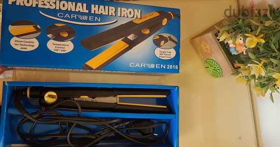 Carven Hair Straightener