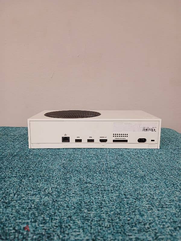 Xbox series s ( زي الجديد ) 7