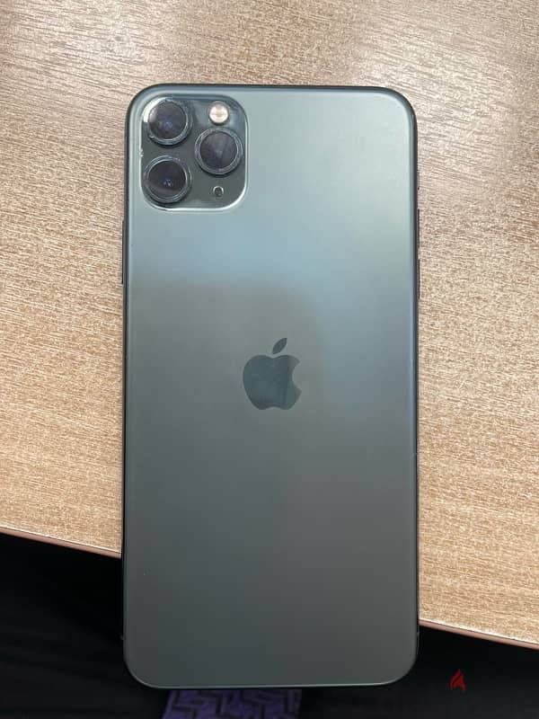 iPhone 11 Pro Max 0