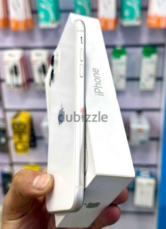 iphone 11 white 2