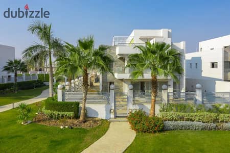 For sale directly from the owner, a garden villa, immediate delivery, direct on the axis in Cleopatra Square, installments