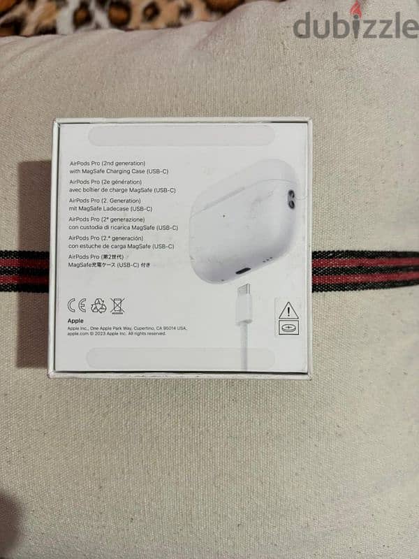 Apple AirPods Pro 2 (type C) - open box only 1