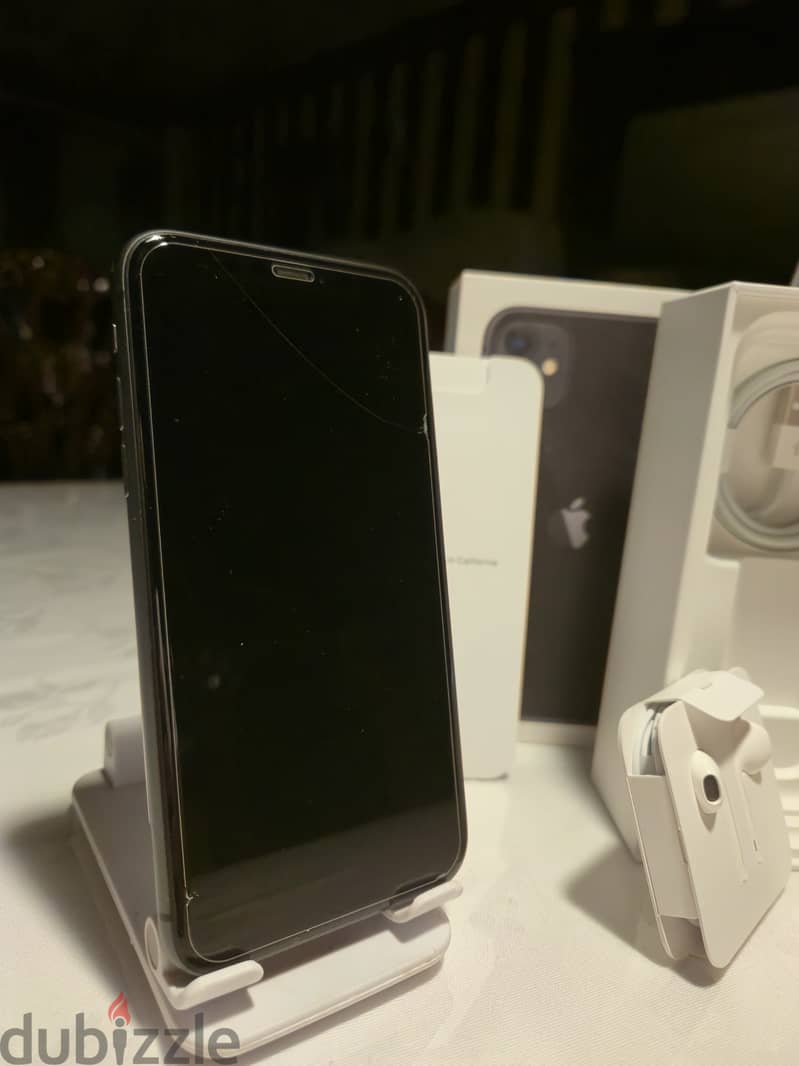 Iphone 11 perfect condition 128gb 4