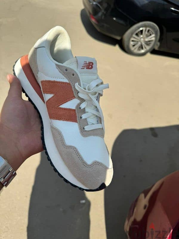 New Balance 4