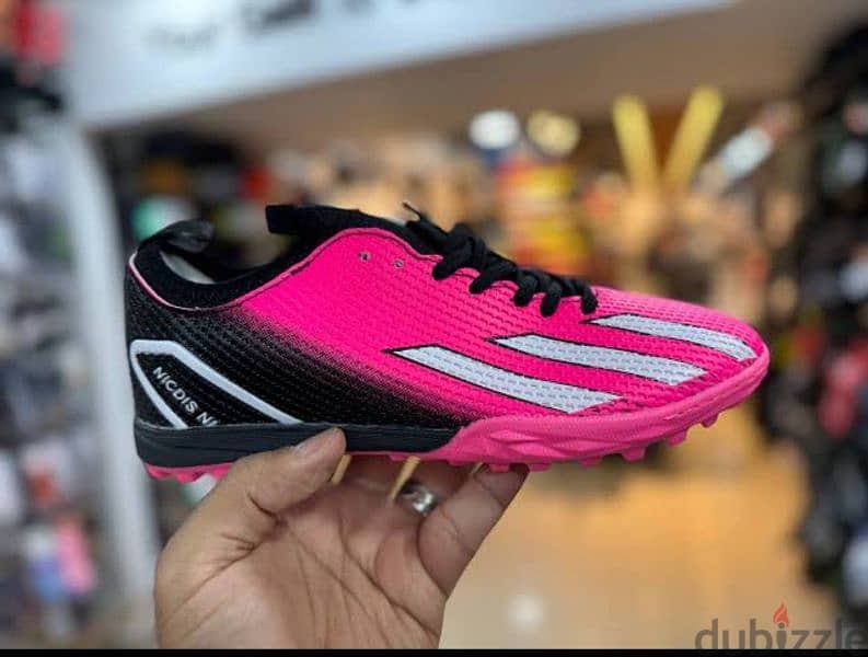 ترتان هاي كوبي Nicdis adidas بينك في اسود 0