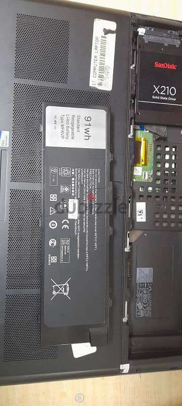 Dell precision 7710 1