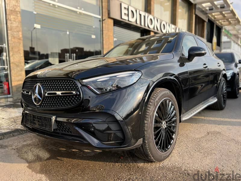 Mercedes-Benz GLC 300 2023 0