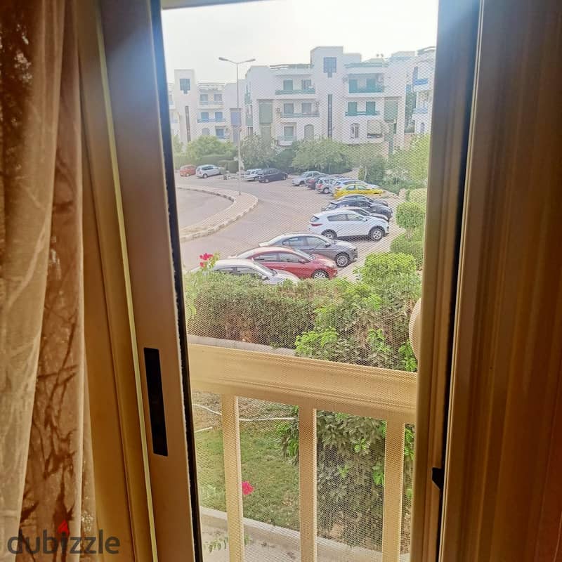 Apartment For sale 200m in elshrouk 1 0