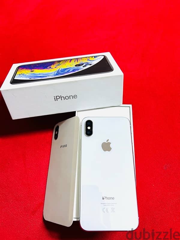 I phone  xs حاله نضيفه جدا متفتحش 2