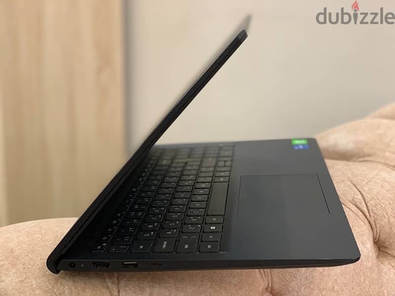 LAP TOP Dell Core i5  الجيل 11 ٢كارت شاشة Nvidia+intel+هاردM2مناسب ل 6