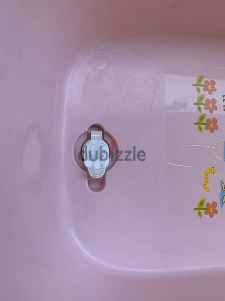 بانيو للأطفال بسداده ماليزي الصنعbathtub  for babies 1