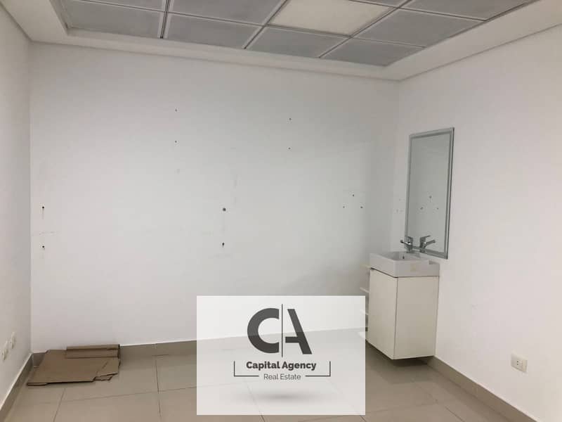 Clinic for rent, 60 square meters, in SWAY Mall, equipped with dental equipment - finished with air conditioners - Fifth Settlement 0