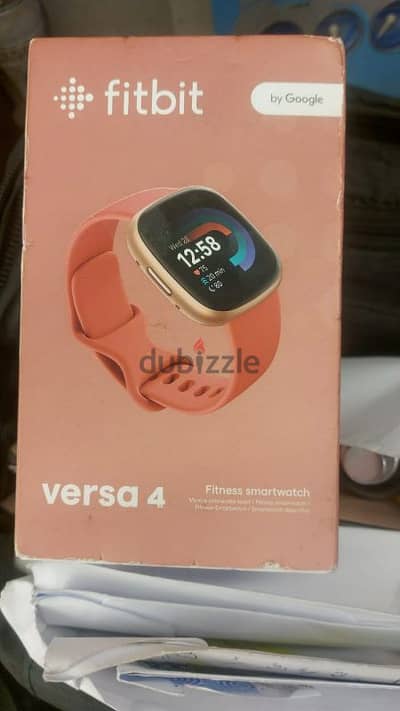 Fitbit versa 4 Smart Watch