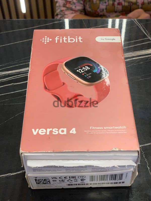 Fitbit versa 4 Smart Watch 3