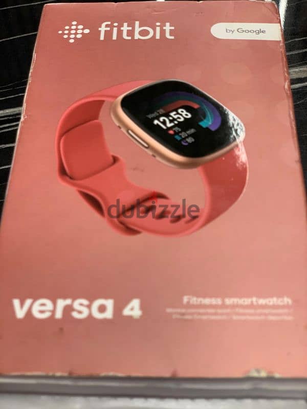 Fitbit versa 4 Smart Watch 4