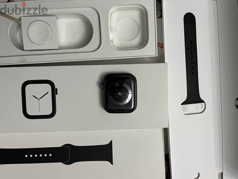 Apple watch 4-44mm Aluminum  gbs 0