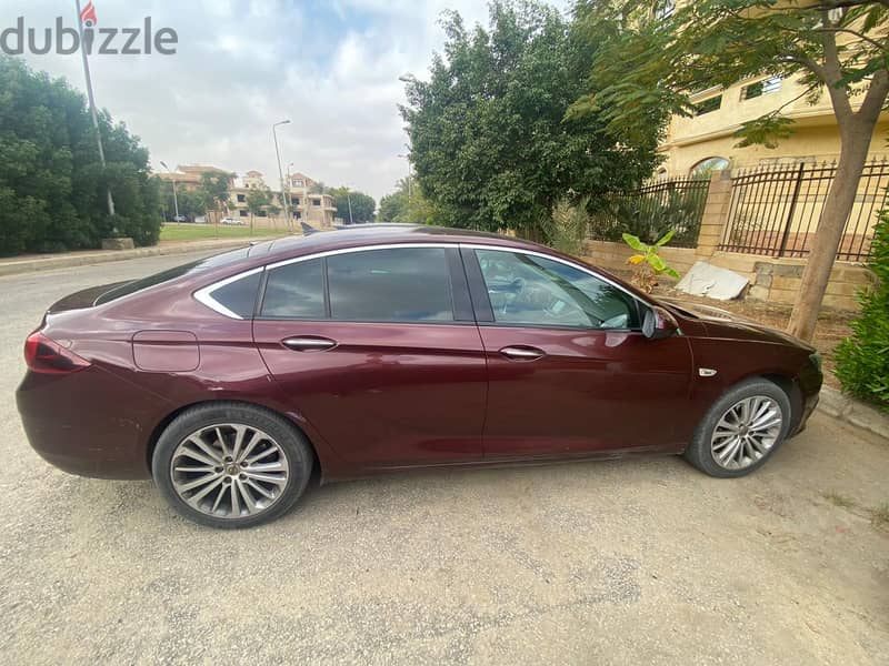 Opel Insignia 2019 0