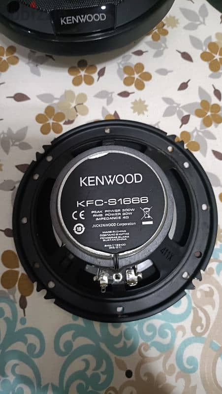 سماعات KENWOOD 16استخدم اسبوع  فقط جديده بلكرتونه 1