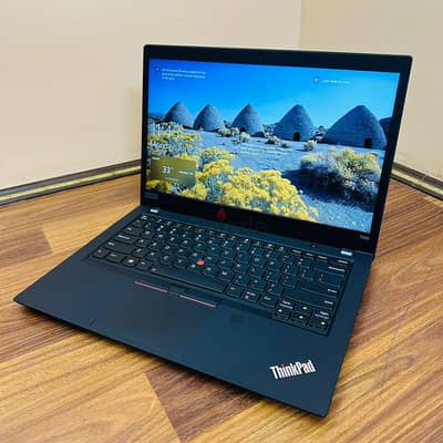 Lenovo Thinkpad T490  corei 5 زيرو تاتش اسكرين متاح كميااااااات