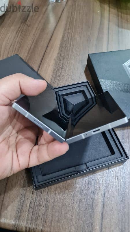 Samsung fold 6 z لم يستعمل 3