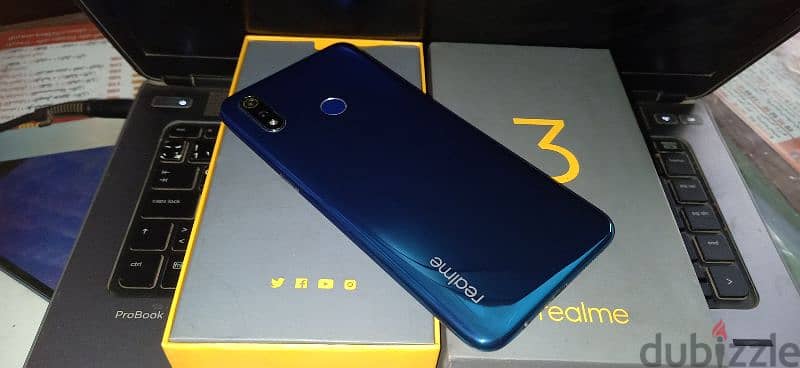 Realme 3 8