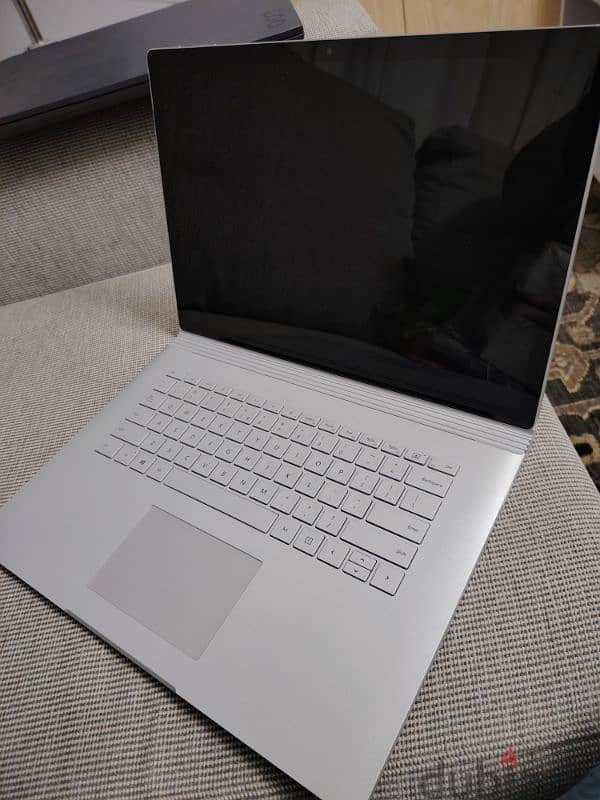 Microsoft surface book 3 1