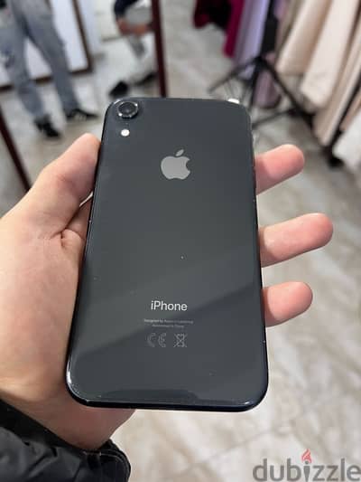 iPhone xr 128