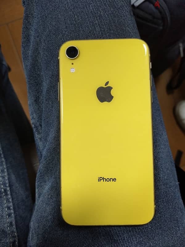 iPhone XR 1