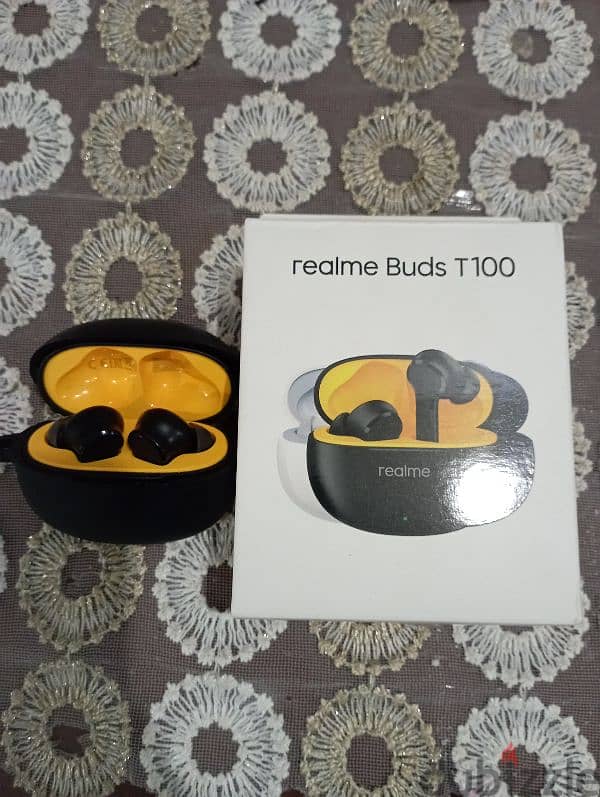 realme t100 air buds 0