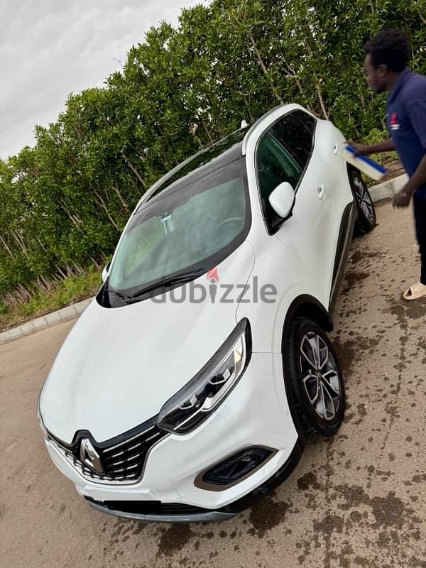 Renault Kadjar 2021 sport line فابريكا بالكامل 0