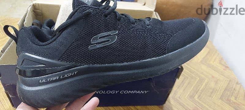 كوتشي سكيتشر sketcher مقاس 45  اصلي اوريجنال original 0