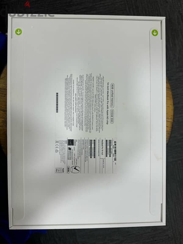 MacBook Pro M3 chip 14-inch 2