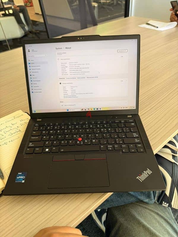 Lenovo ThinkPad X13 Gen 4 core i7-1365u Touchscreen 3