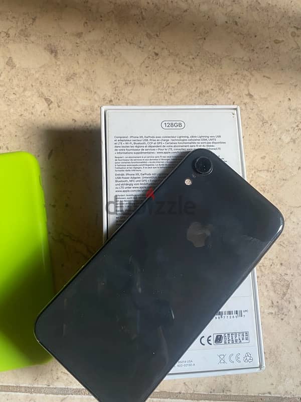 iPhone XR 128 deep black 4