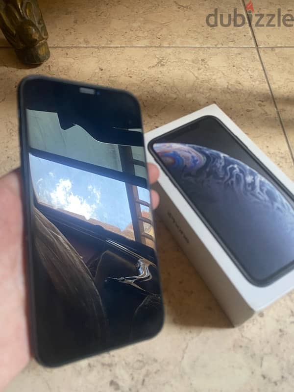 iPhone XR 128 deep black 12