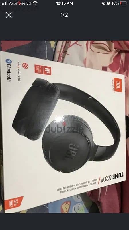 سماعات jbl الغنية عن التعريف يوجد عدد ٢ قطعه 0