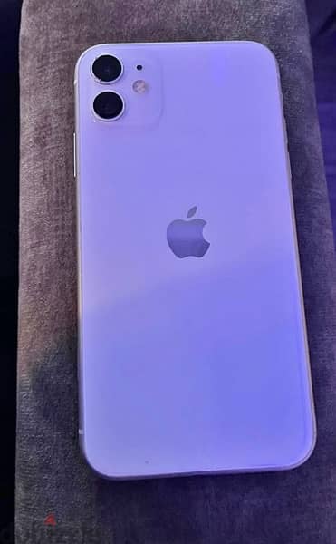 iPhone 11 مساحه ١٢٨ 0