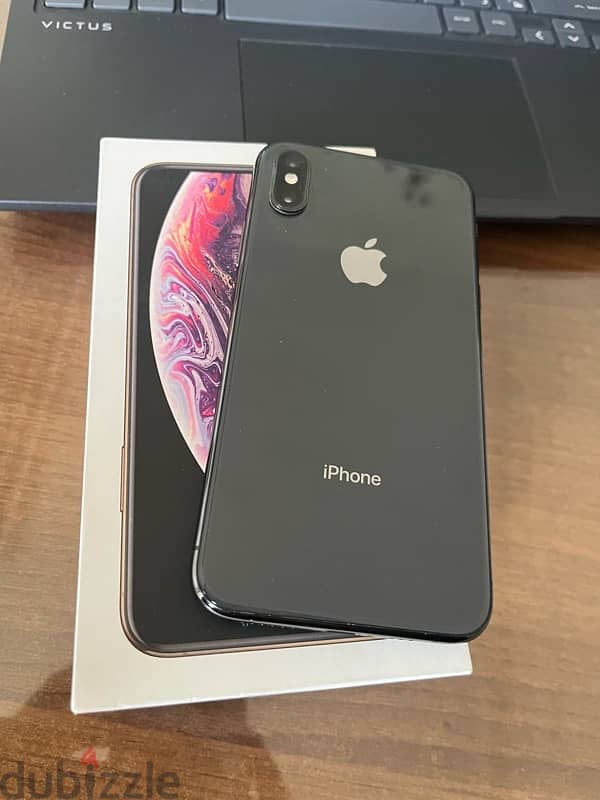 iphone xs 256 Gega  بطاريه ٧٩٪؜ 1