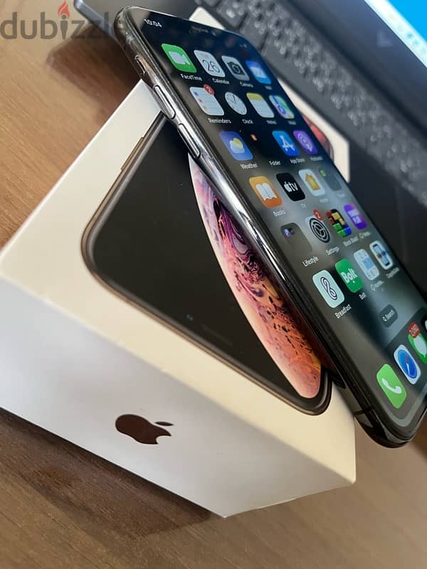 iphone xs 256 Gega  بطاريه ٧٩٪؜ 2